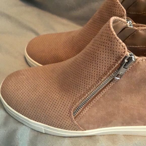 Heeled sneakers - Picture 5 of 5